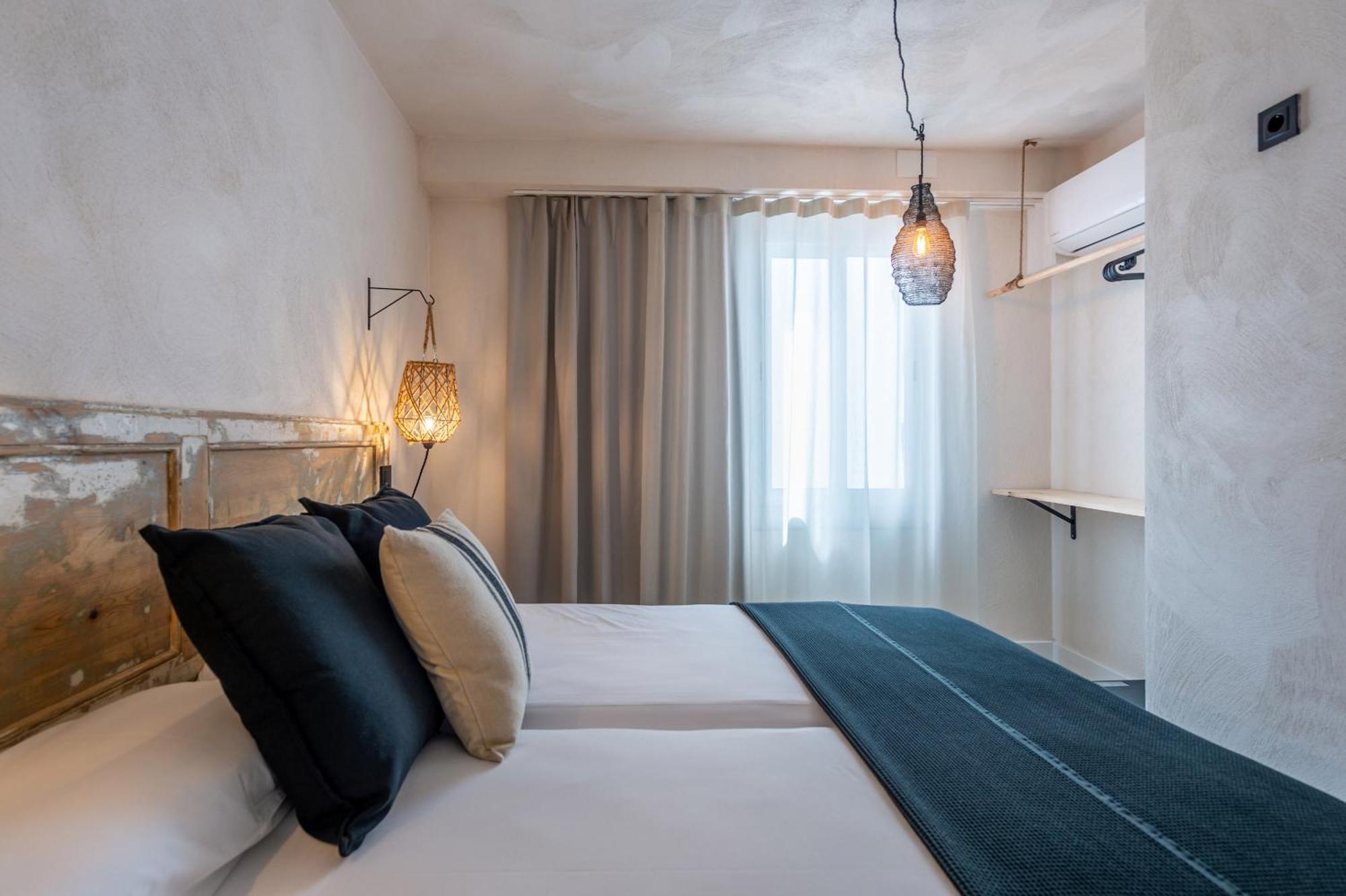 Hostal Boutique Es Menut Tossa de Mar Kültér fotó