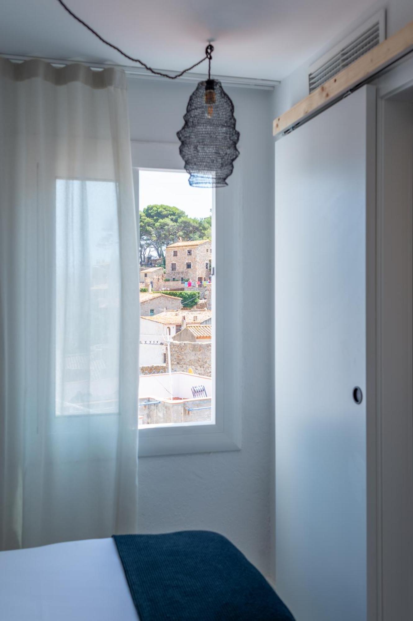 Hostal Boutique Es Menut Tossa de Mar Kültér fotó