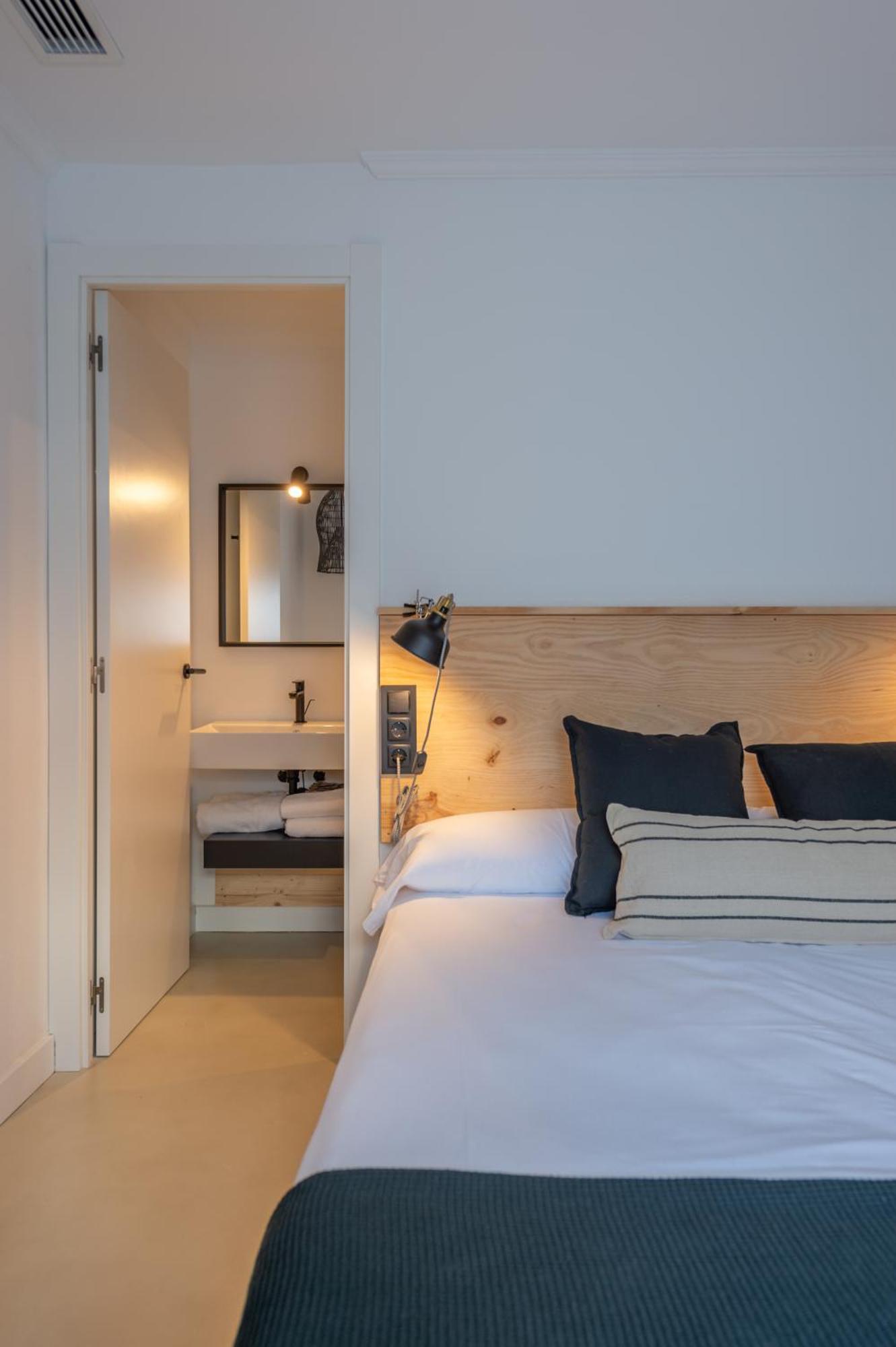 Hostal Boutique Es Menut Tossa de Mar Kültér fotó